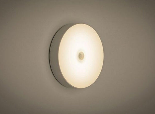 LED USB Rechargeable PIR Motion Sensor Light Control LED Night Lamp Magnet