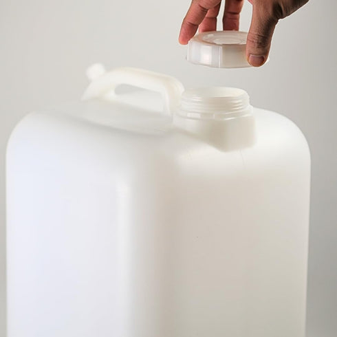 5 Gallon Plastic Hedpack with Cap
