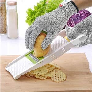 Cut Resistant Kitchen Gloves - Food Grade Level 5 Hand Protection, Medium Size (Palm Diameter 3.35-3.75inch)