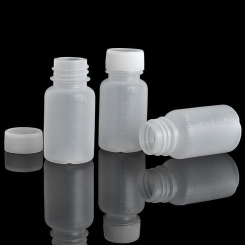 100Pcs 20ml PE Plastic Empty Small Mouth Graduated Lab Chemical Container Reagent Bottle Sample Sealing Liquid Medicine Bottles by Bezall