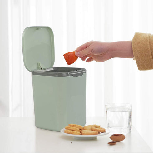 Morcte 1-Pack Tiny Desktop Trash Can, 0.5 Gallon/2 L with Push Button Lid, Green