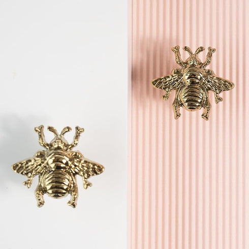 SANCHAKOU 2 Pack Metal Cabinet Handles Brass Bedside Table Small Bee Handle Wardrobe Cabinet Drawer Shoe Cabinet Handle