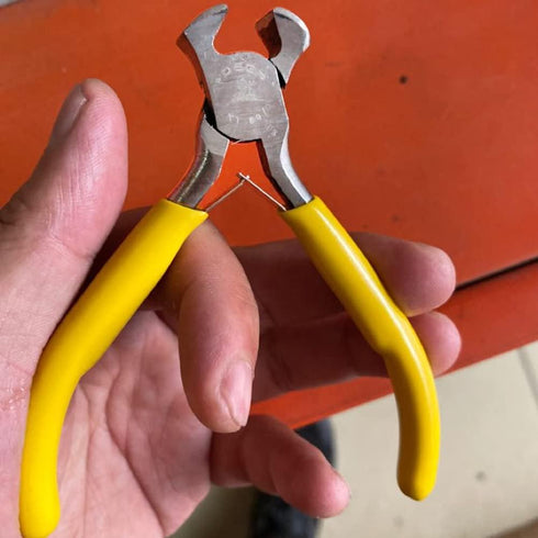 Nail Puller, 4.1 Inch End Cutting Plier, High Carbon Steel Staple Puller for Jewelry Making and Repair