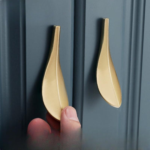 SANCHAKOU 2 Pack 32Mm Dresser Knobs Brass Shoe Cabinet Bedside Table Solid Loquat Leaf Handle Drawer Wardrobe Cabinet