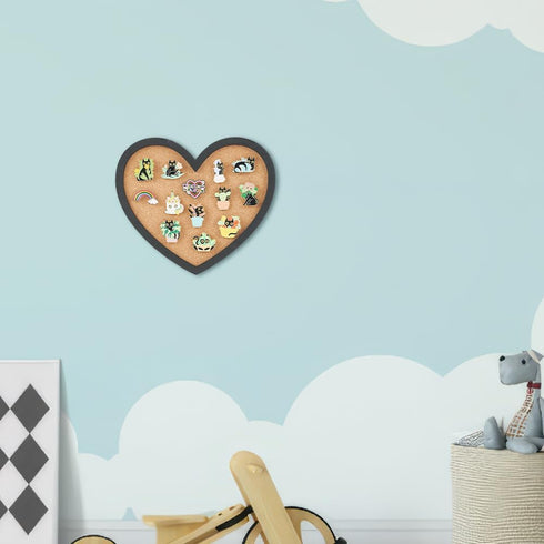BENECREAT Heart Cork Board, 0.8" Thick Wall Mounted Bulletin Display Board for Brooch Pin Storage, 8x6.7" Home Decor