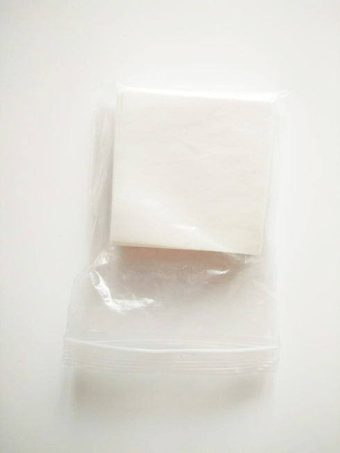 Weighing Paper Sheet, Non-Absorbing, High-Gloss, Pack of 1000 (90mm x 90mm)