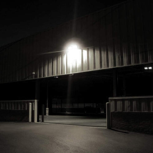 Light,18W Outdoor,5000k Daylight,1600lm, IP55 2 FAGUANGAO Dusk to Dawn LED Security Plug in Flood Light