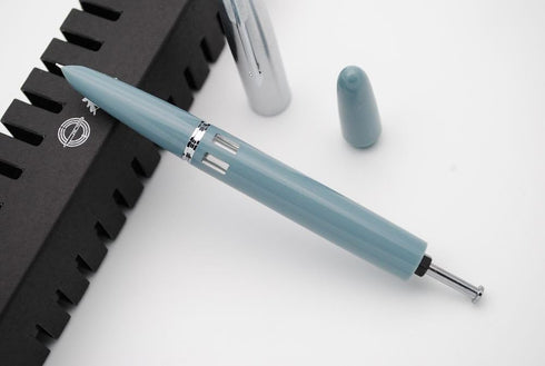 czxwyst 601 Steel Cap Vacumatic Fountain Pen with Ink Window (Lake Blue)