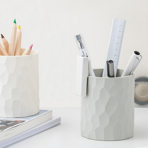Pen Holder for Desk, Nordic Style Silicone Makeup Brush Organizer Cup, Multifunctional Office Supplies (Light Grey)