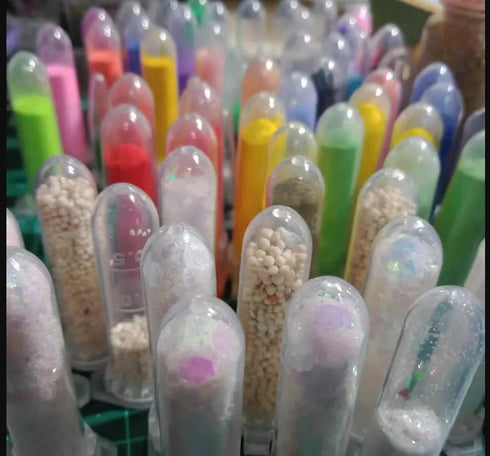 Othmro 50ml Conical Centrifuge Test Tubes, 50pcs with Random Color Screw Cap for Liquid Sample Storage