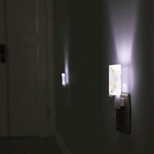 Chrobak LED Night Light,Cute Cartoon Swan LED Night Light Plug into Wall with Dusk to Dawn Light Sensor White Energy