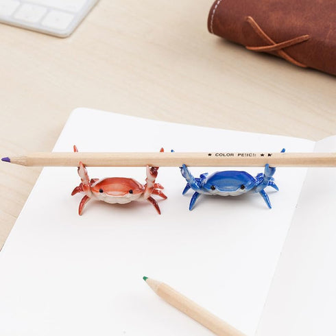 Opexicos Crab Shaped Pen Holder - Weightlifting Design, Bright Colors, Animal Simulation