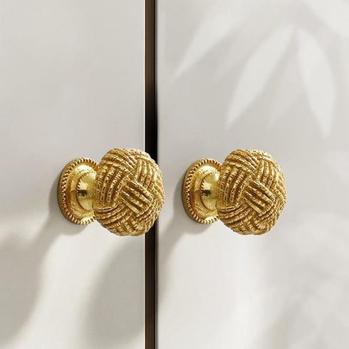 SANCHAKOU 2 Pack Dresser Drawer Knobs Bedside Cabinet Shoe Cabinet Door Brass Handle Single Hole Wardrobe Cabinet Door