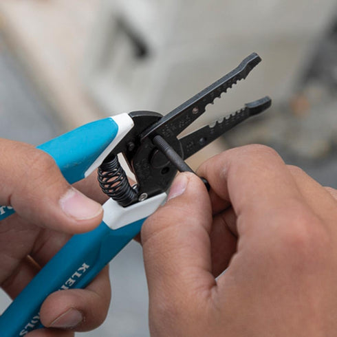 Klein Tools K11095 Klein-Kurve Wire Stripper and Cutter for 8-18 AWG Solid, 10-20 AWG Stranded Wire