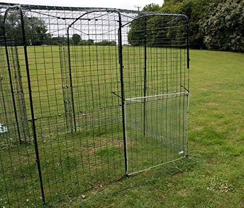 Clear Tarp for Chicken Run - Side Panel | Durable, Made from Thick, Clear Plastic, Allowing Sunlight Through Whilst