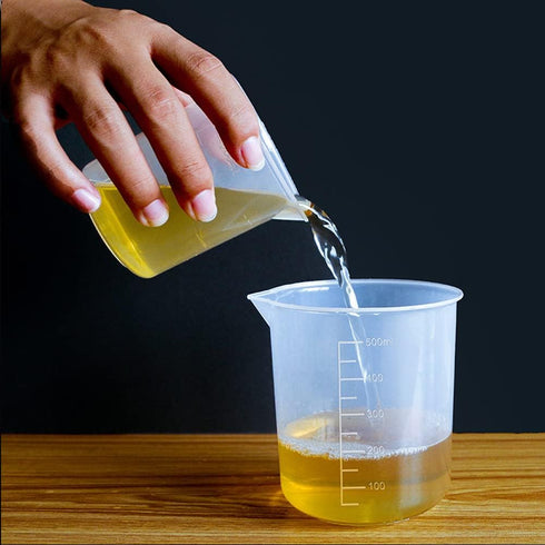 Auniwaig 500ml Plastic Beaker, Graduated Lab Measuring Cup with Spout, Transparent Polypropylene, 5PCS