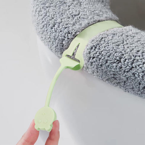 Quixella 1 Piece Cute Bear Toilet Lid Lifter, Doesn't Move to Toilet Lid Handle(Green)