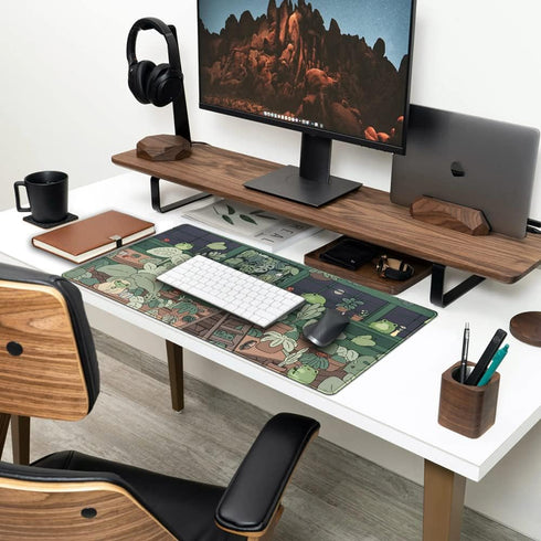 Cute Frog Mouse Pad, Kawaii Green Desk Decor Mat, Large Gaming Mouse Pad for Computer, Desk Decor Home Office