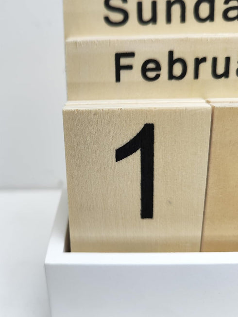 IELEPHONIX Wooden Perpetual Calendar for Desk, Metal Wood Month Date Display for Teachers, Students, Classroom, Rustic