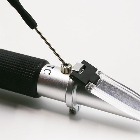 Brix Refractometer with Dual Scale - Specific Gravity & Brix, High Precision Handheld Refractometer Hydrometer with ATC