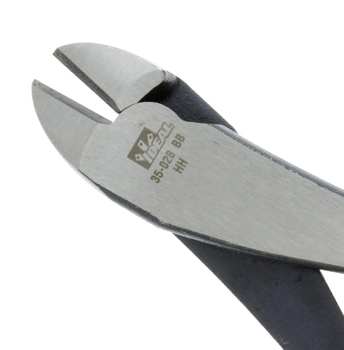 IDEAL Electrical 35-028 Diagonal-Cutting Plier, 8 in., Pliers with Knife-to-Knife Blades, Dipped Grip Handles