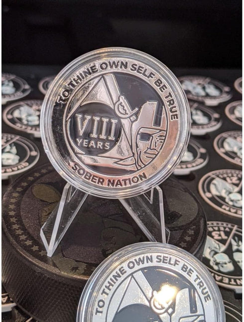 MYRECOVERYSTORE Silver and Black Pirate Alcoholics Anonymous AA Chip with Coin Capsule, 1-50 Years