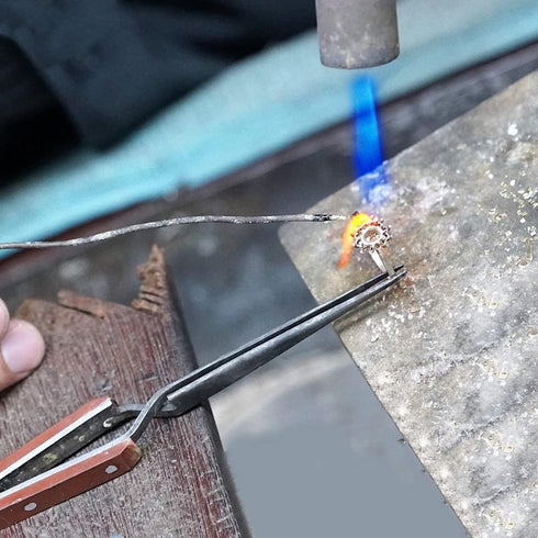 MMOBIEL Industrial Precision Fiber Grip Soldering Tweezer Cross Locking Straight Pointed Tip Stainless Steel for Electronics Repair, Jewelry, Computer, Laboratory Work etc.