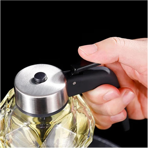 GZRDMWHDV 200ML Glass Diamond Shaped Honey Dispenser Double Layer Oil Dripper with Stand Vinegar Sauce Dispenser
