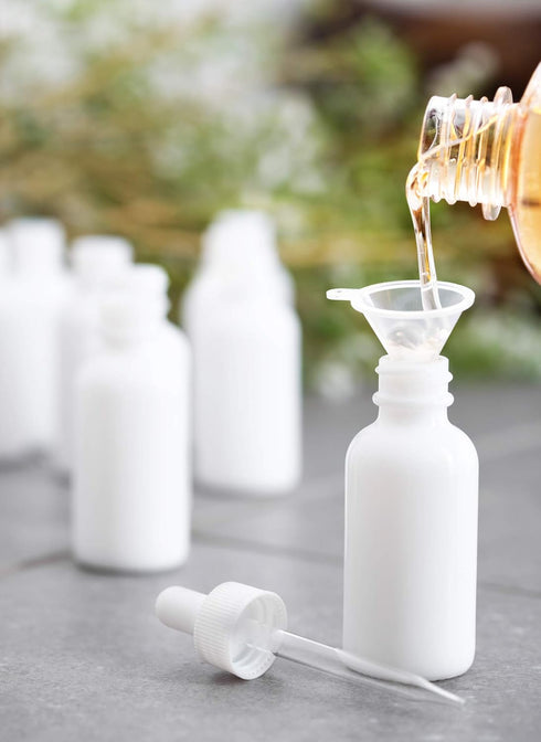 JUVITUS 1 oz Opal White Glass Boston Round Bottle with White Dropper, 24 Pack + Funnel