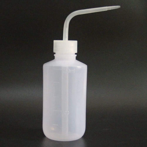 Wash bottles,3pcs 250ml Plastic Safety Wash Bottle Convenient Transparent Squeeze Bottle for Medical Laber Supplies Green Soap Cleaning Washing Bottle(8oz/3PCS) (3pcs 250ml) by KingWei
