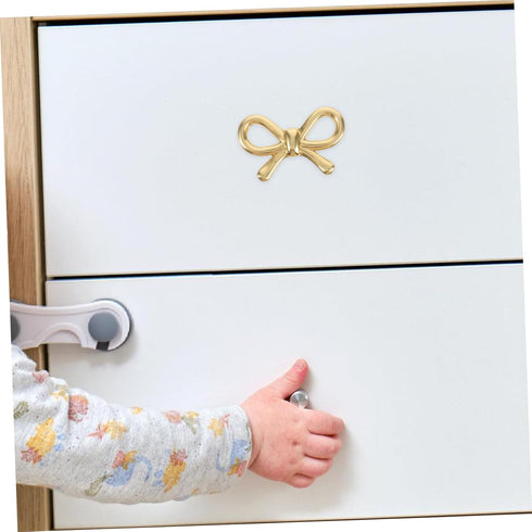 KALLORY Brass Bowknot Drawer Pulls Vintage Cabinet Handles for Dressers Shoe Cabinets and Bedside Tables Stylish