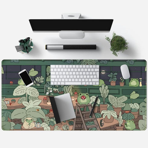 Cute Frog Mouse Pad, Kawaii Green Desk Decor Mat, Large Gaming Mouse Pad for Computer, Desk Decor Home Office