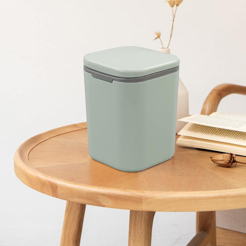 Morcte 1-Pack Tiny Desktop Trash Can, 0.5 Gallon/2 L with Push Button Lid, Green
