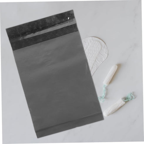 200pcs Self-Seal Bags Tear-Resistant Menstrual Pouches Strong Adhesive for Women and Girls Lightweight Leak Convenient