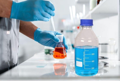 Lab Media Storage Round Bottles, Graduated Glass Container, GL45 Screw Cap, Multi-Purpose, Pack of 4 (Blue, 1000ml)