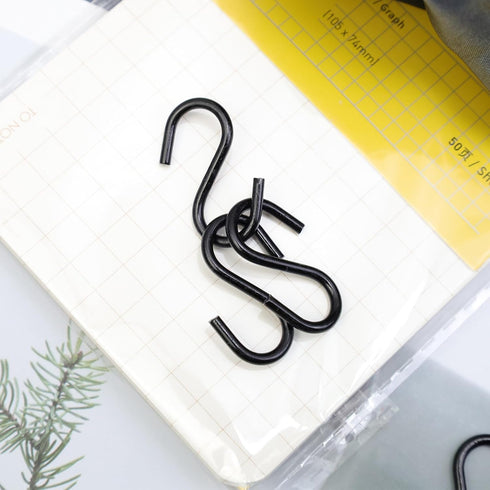 T Tulead 40PCS Mini Hanger Hooks, Light Duty S Hooks Iron Jewelry Hanging Hook 1"x0.7"