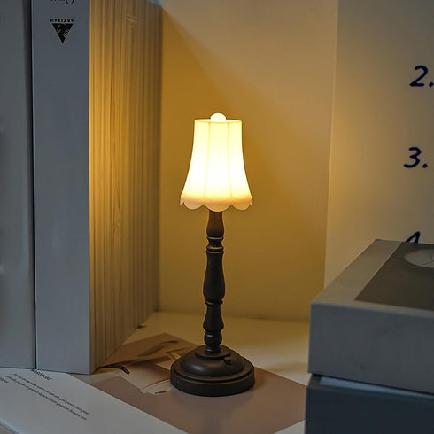 Generic Dimming, Cordless Table Lamp with Battery Powered LED Desk Lamp Night Light for Bedroom, Couple Dinner, Desk
