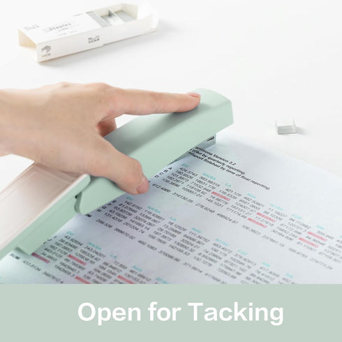 Deli Green Desktop Stapler - Office Stapler with 25 Sheet Capacity, 1000 Staples, and Staple Remover