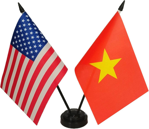 Zigvert US American & Vietnam Twin Desk Flag Set - Miniature American