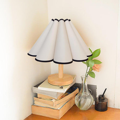 Baoblaze Petal Cloth Table Lamp Shade Lamp Cover Fashion Light Cover Lampshade for Desk Lamps Floor Lights Home Decor