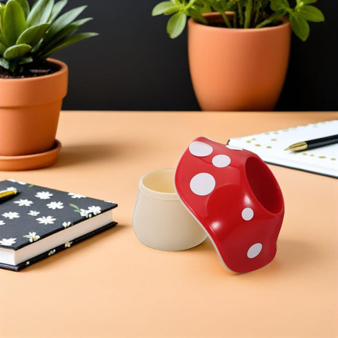5.00X5.00X4.33In LALAFINA Mushroom Pen Holder Cute Desk Organizer Pencil Cup Desktop Stationery Storage Box for Office