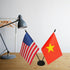 Set Zigvert US American & Vietnam Twin Desk Flag - Miniature American & Vietnam Desktop Flag