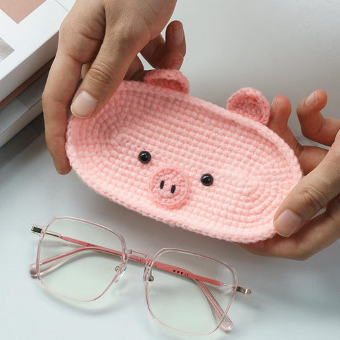2 Pack Knitted Animal Eyeglass Holders - Cute Cat, Pig, and Bear Design