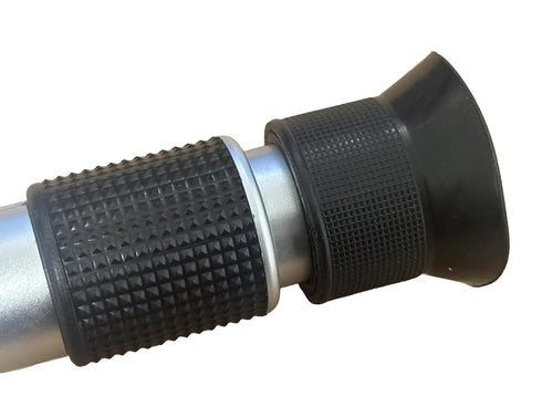 LABO Technology 0-40% Brix/0-25% LABO Brix Refractometer with ATC, Dual Scale Alcohol, Handheld Refractometer