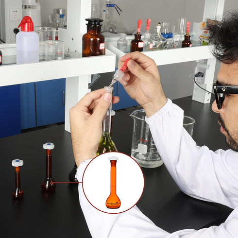 stonylab Glass Volumetric Flask, Class A Amber Volumetric Flask with Glass Stopper, Borosilicate Glass Heavy Wall