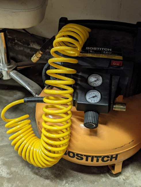 YOTOO Polyurethane Recoil Air Hose: 1/4" Inner Diameter by 10' Long with Bend Restrictor and Quick Coupler.