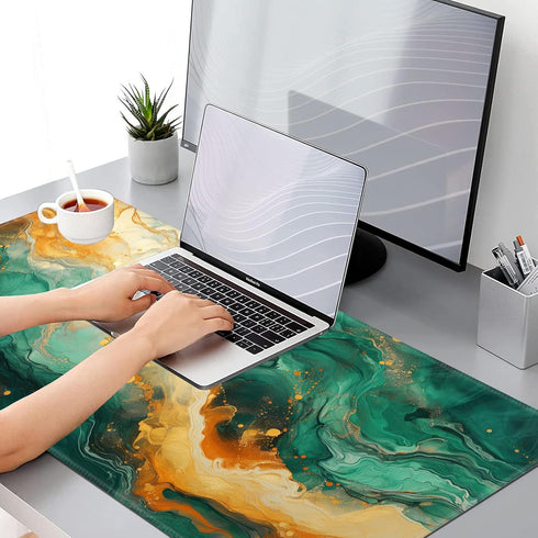 Gaming Mouse Pad, EDGFRTOIO XXL Large 31.5x15.7 inch Desk Mat with Non-Slip Rubber Base for Home Office Work, Green