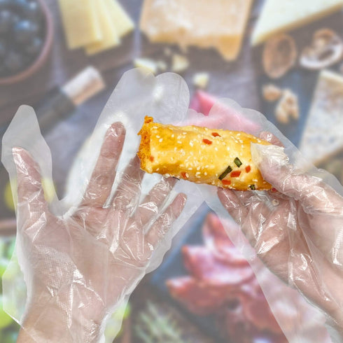 300pcs Disposable Plastic Gloves, Latex Free, Clear Polyethylene Hand Gloves for Cleaning & Food Handling