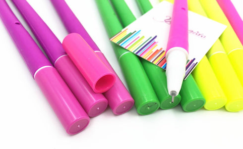 Yansanido Fluent Writing Pen, 12 Pcs 0.5 mm Black Ink, Flower Shape Cute Gel Ink Pen for School Office Supplies