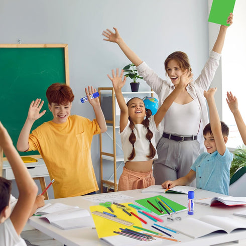 Geyoga 204 Pcs School Supplies for Kids, Bulk Back to School Supply Kit with Notebook, Crayon, Pencil, Scissors, Ruler